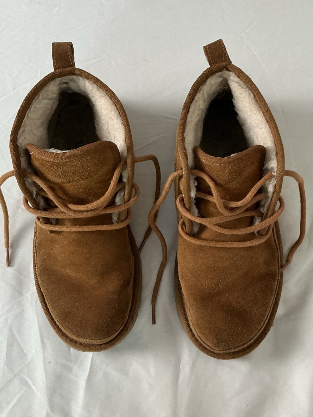 UGG Neumel Chestnut Suede Shearling Chukka Ankle Boots Women’s Size 8 - Picture 2 of 7